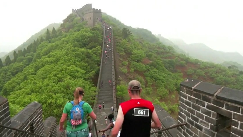 В Китае прошел самый красивый и самый сложный марафон 3.jpg