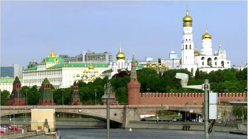 Москва Выход из карантина 6.jpg
