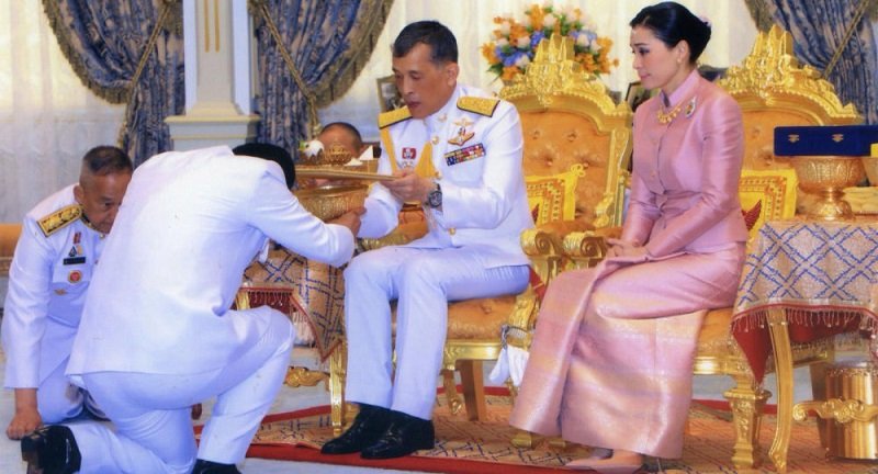 Король Таиланда 1.jpg
