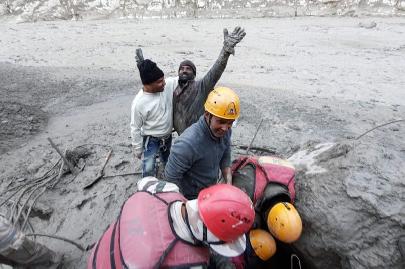Благодаря индийским спасателям 16 человек остались живы