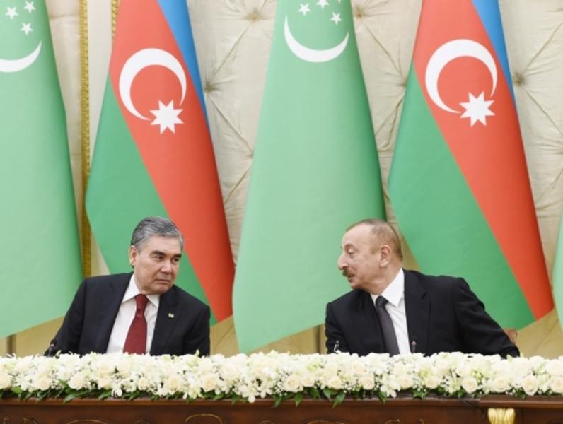 Азербайджан и Туркменистан подписали исторический документ о разработке каспийского месторождения