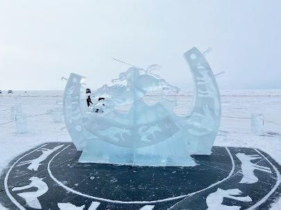 Сочинские мастера победили в международном конкурсе ледовой скульптуры на Байкале