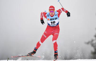 Победителем Югорского лыжного марафона стал Александр Большунов