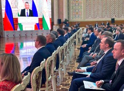 Более 20 соглашений подписали представители Таджикистана и РФ на конференции в Душанбе