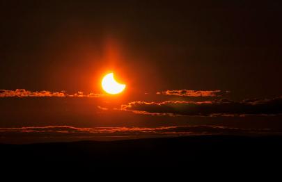 Жители России в октябре смогут увидеть частное затмение Солнца