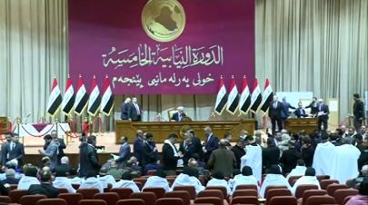 В Ираке приостановлена работа парламента