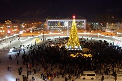 В Якутии зажгли первую новогоднюю ёлку