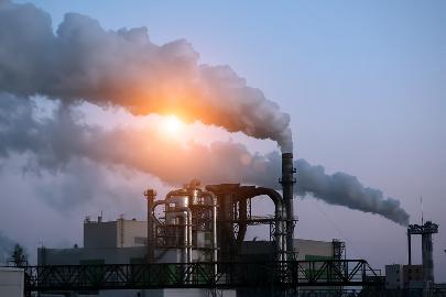Китай начнёт торговать квотами на выбросы углерода