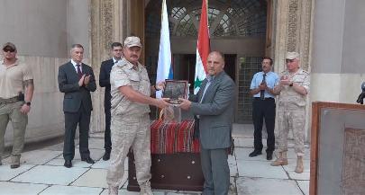 Военные РФ передали Национальному музею в Дамаске археологический артефакт