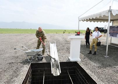Президент Азербайджана заложил фундамент нового аэропорта в Зангиланском районе