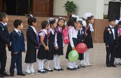 Русская школа в Душанбе приняла первых учеников