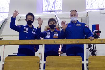 Космические туристы из Японии сдают экзамены в ЦПК им. Ю. А. Гагарина