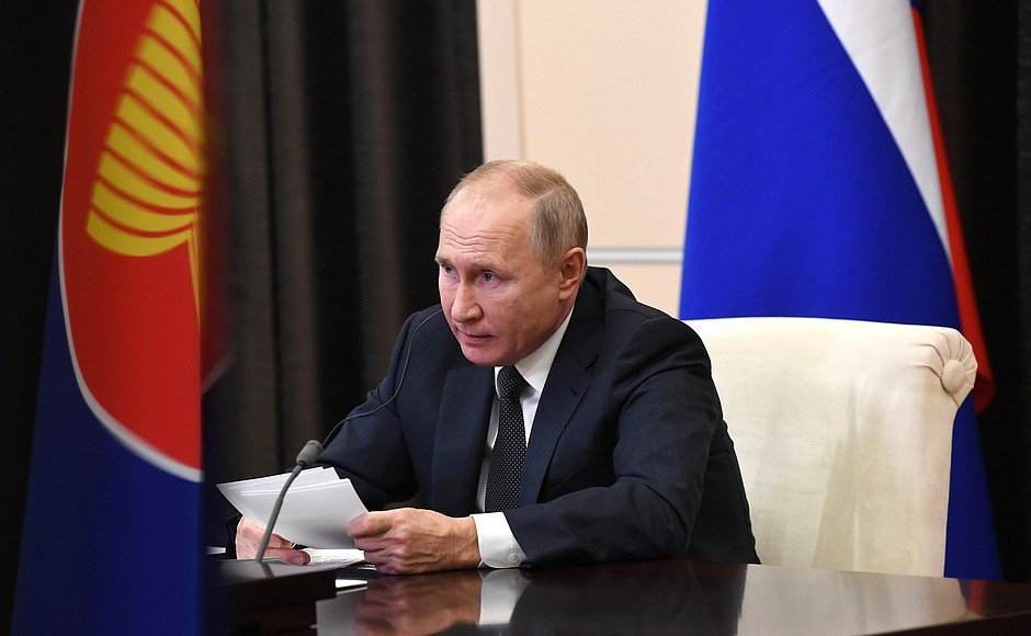 Владимир Путин Саммит 2.jpg
