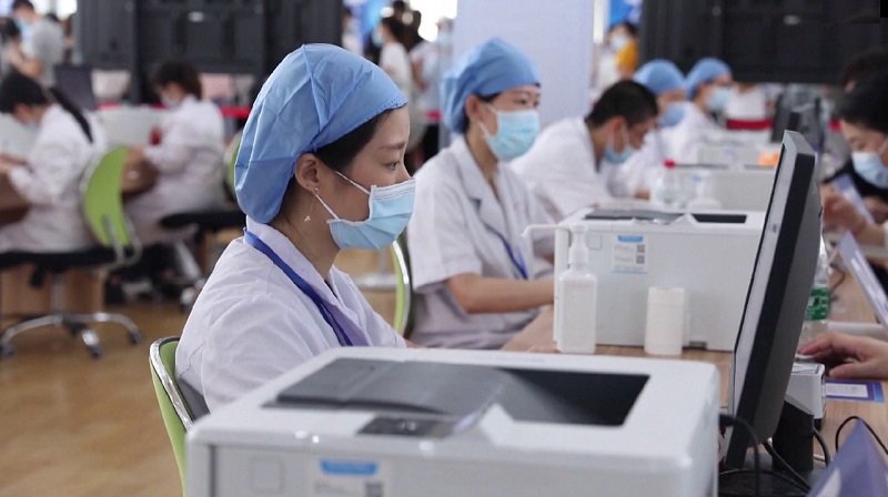 Китай Вакцинация Миллиард 3.jpg