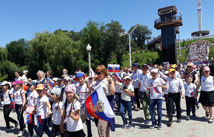 Day of Russia in Karachay-Cherkessia celebrated with the Parade of Nations and the TRP Festival.jpg