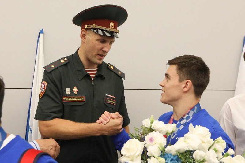 Russian Guards-gymnasts 3.jpg