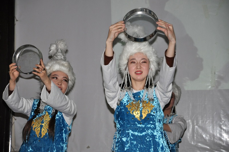 В Бишкеке провели фестиваль культур 04.jpg