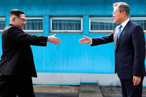 Фото Korea Summit Press PoolAP.jpg