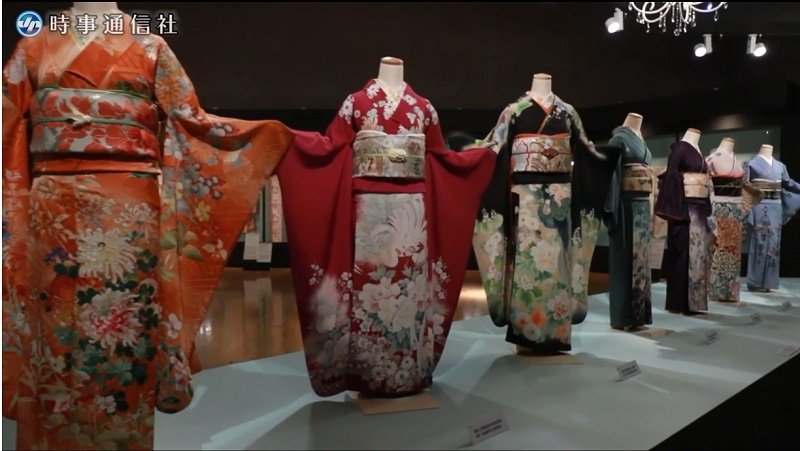 Япония Выставка кимоно 1.jpg