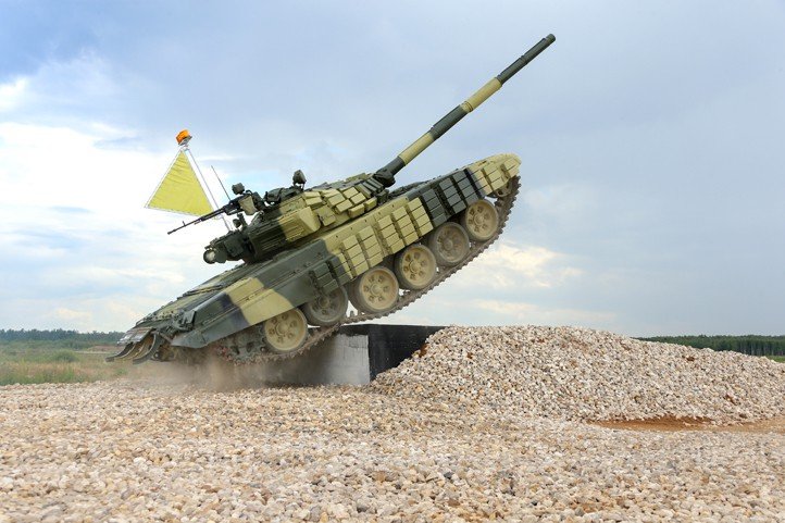 Танковый биатлон в рамках Армейских международных игр.jpg