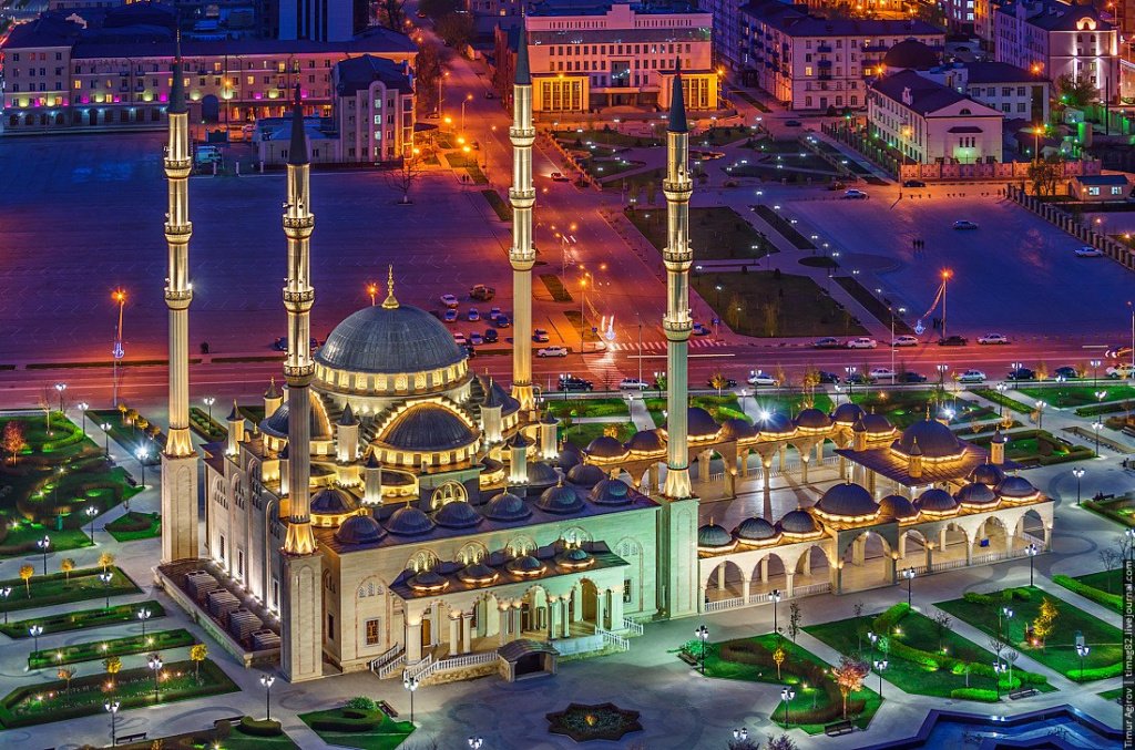 Мечеть Сердце Чечни.jpg