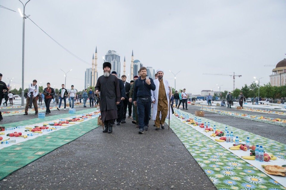 Около 20 тыс. человек приняли участие в праздновании Дня России в Грозном2.jpg