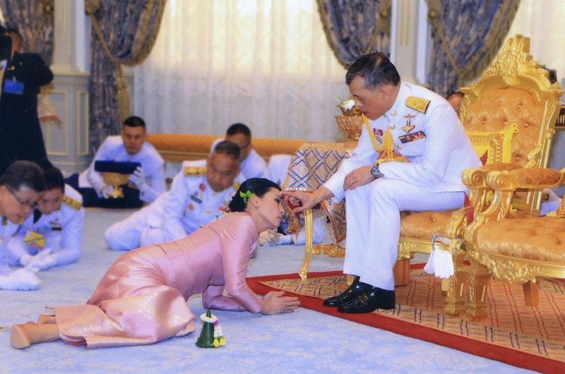 Король Таиланда 2.jpg