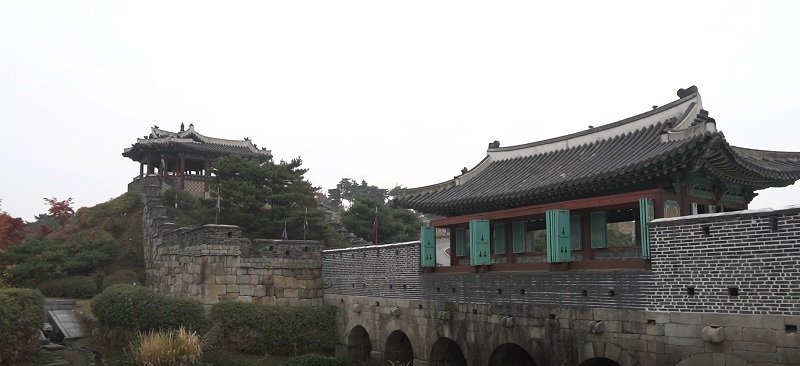 Корея Крепость Хвасон.jpg