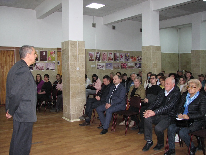 Образовательная акция российских вузов Встреча с родителями будущих студентов.jpg