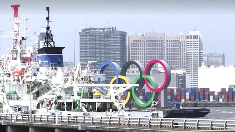 Япония Олимпийские кольца 3.jpg