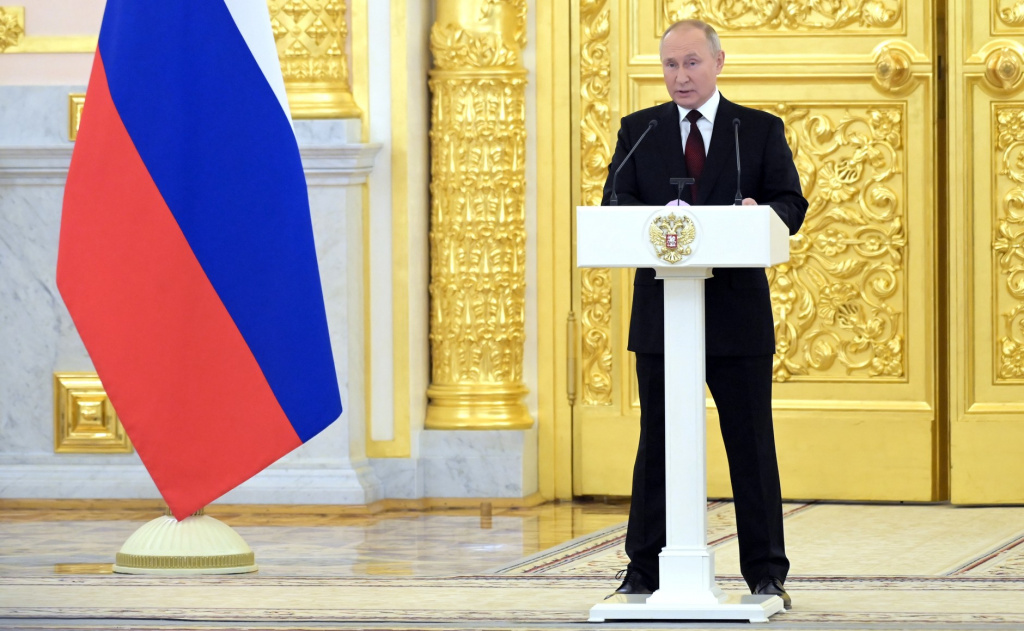 Владимир Путин принял верительные грамоты у вновь прибывших иностранных послов 3 Россия сегодня.jpg