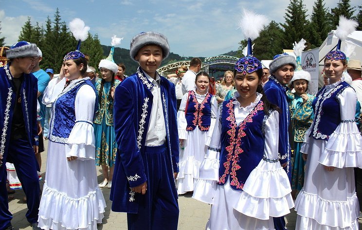 An ethnofestival was held in the Altai Territory on the Day of Russia.jpg