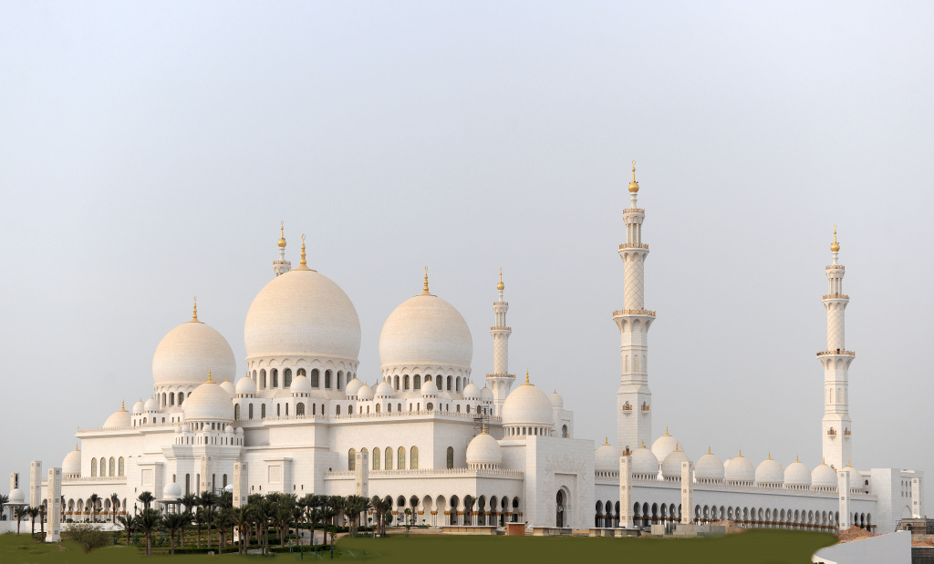 Sheikh Zayed Grand Mosque.jpg