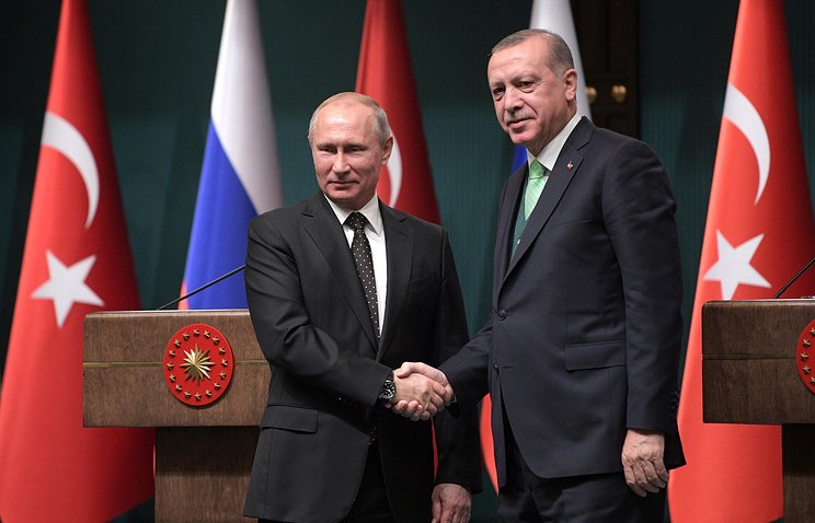 В Турции завершился первый день переговоров Путина и Эрдогана.jpg