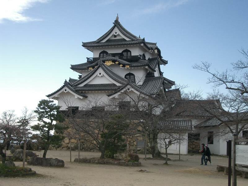 Hikone_Castle01.jpg