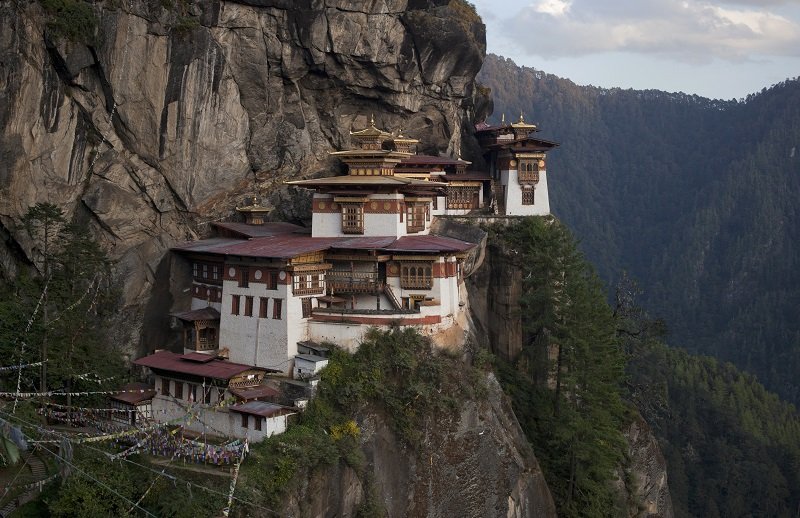 Бутан. Буддийский монастырь