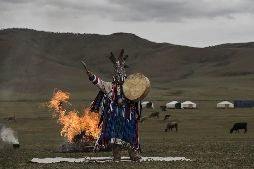 Монгольский шаман