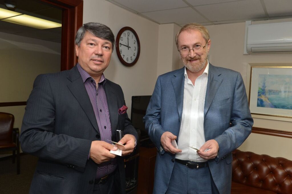 Lezbiyen BDSM rasmlar