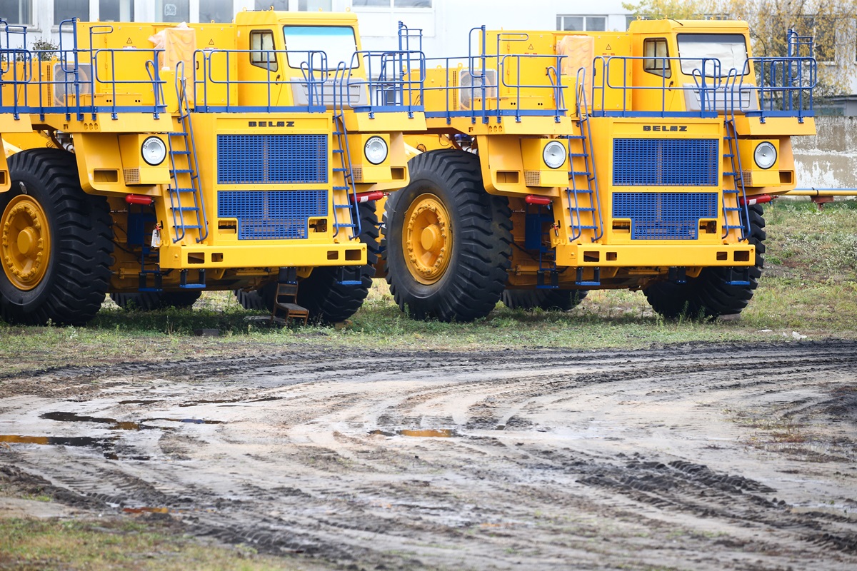 На Колыме появится мультибрендовый центр тяжёлой техники из Белоруссии |  Большая Азия