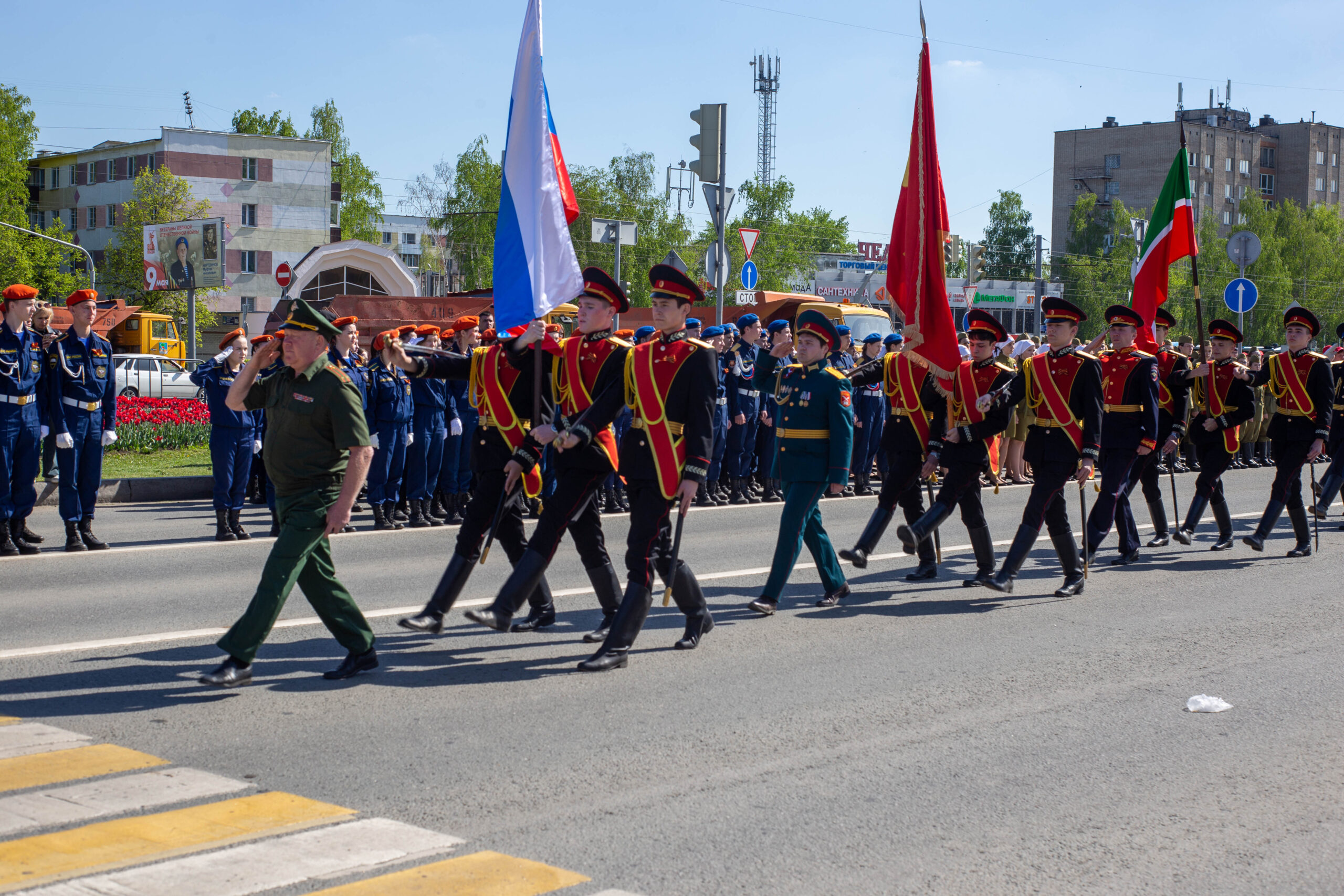 Водонаеваны үйге кіргізеді